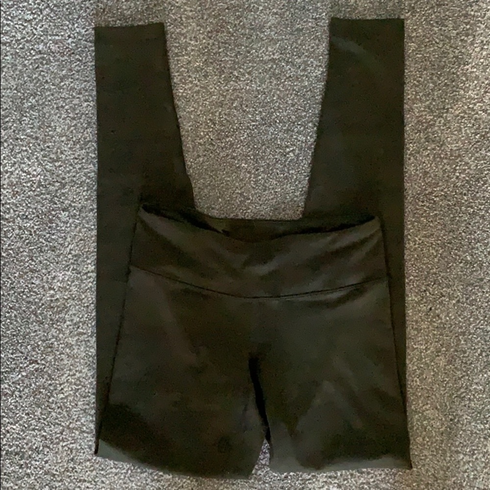 lululemon camo wunder under